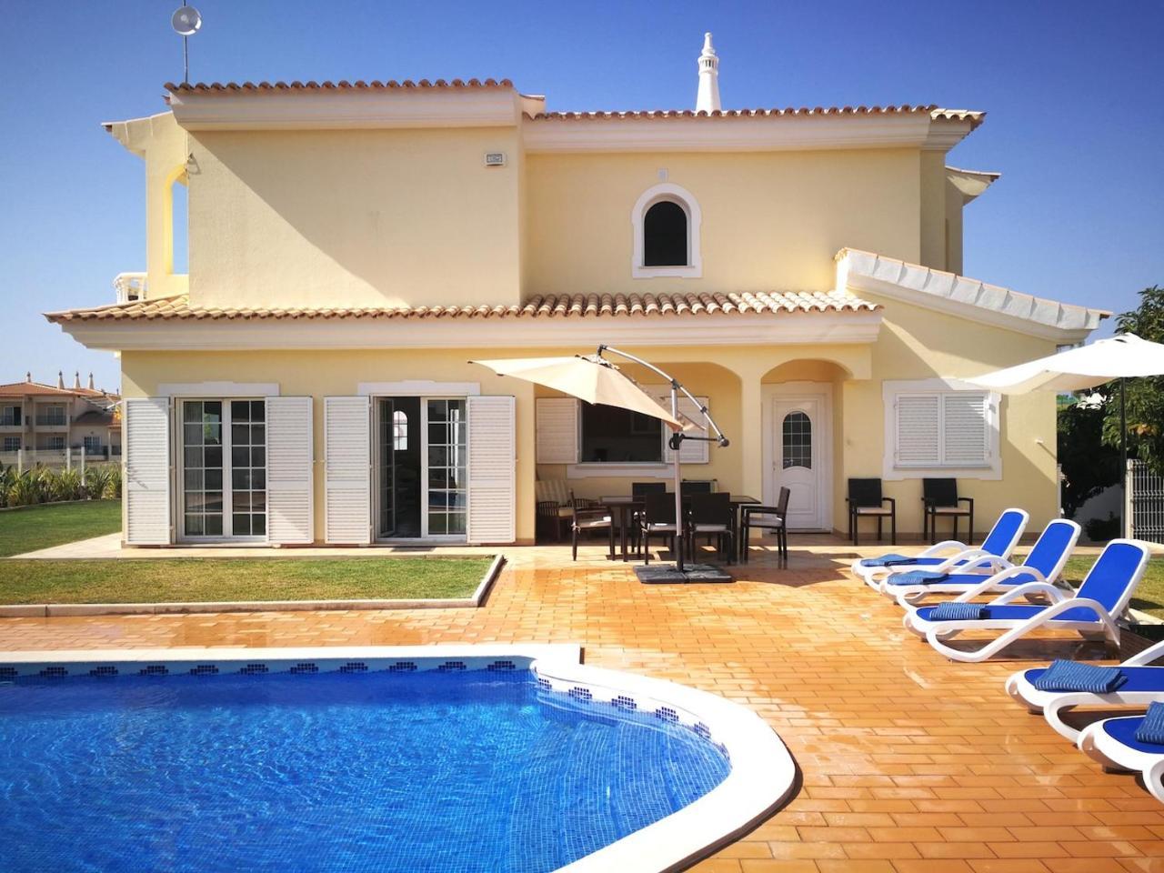 6 Bedroom Villa Brady Private With Pool And Garden Albufeira Luaran gambar